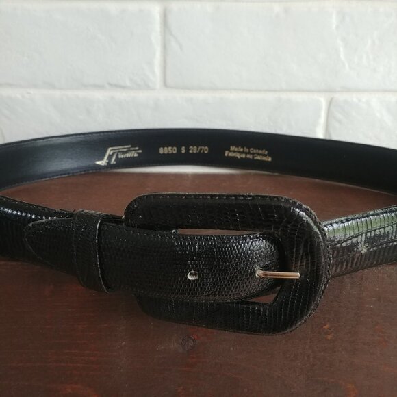 Vintage made in Canada Womens Small black leather belt snakeskin look 28 - Picture 7 of 13